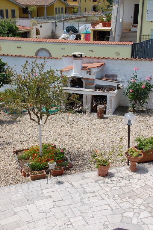 B&B Villa Claudia Anzio Ngoại thất bức ảnh